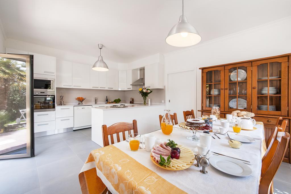 Beachouse - Surf, Bed & Breakfast Эрисейра Экстерьер фото