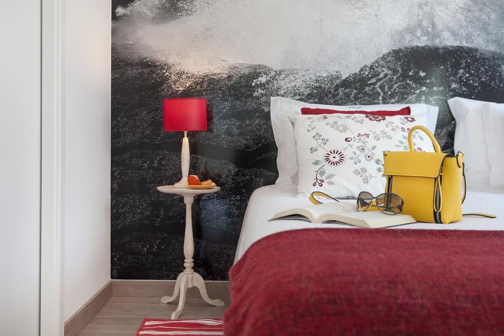 Beachouse - Surf, Bed & Breakfast Эрисейра Номер фото
