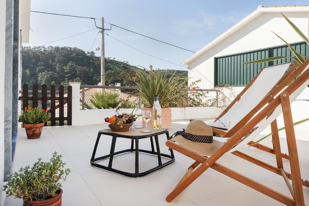 Beachouse - Surf, Bed & Breakfast Эрисейра Номер фото