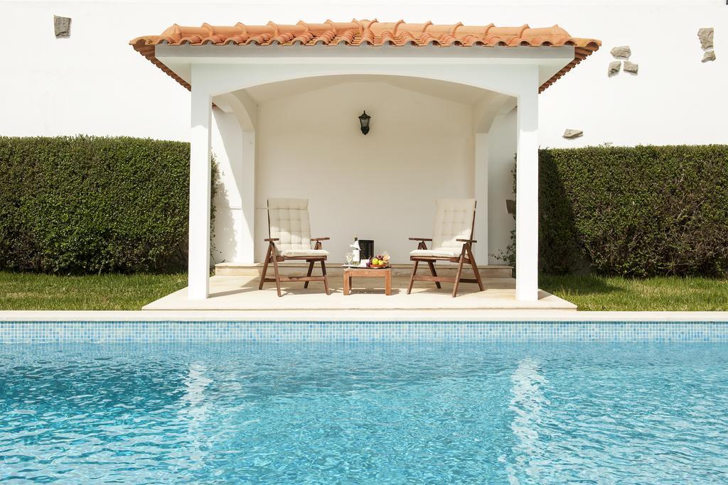 Beachouse - Surf, Bed & Breakfast Эрисейра Экстерьер фото