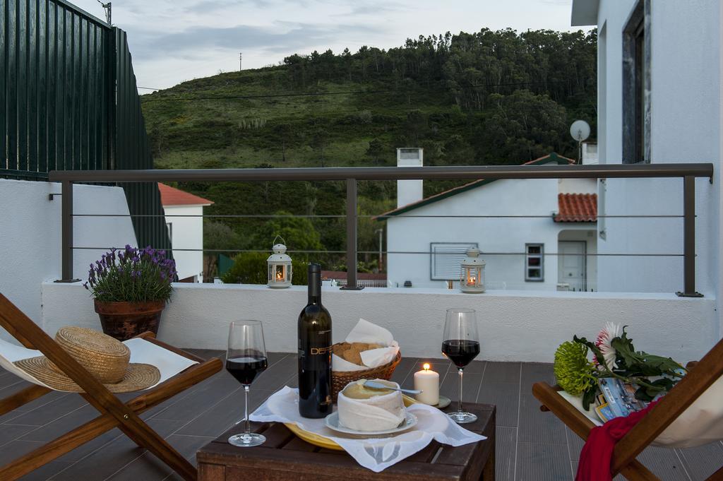 Beachouse - Surf, Bed & Breakfast Эрисейра Номер фото