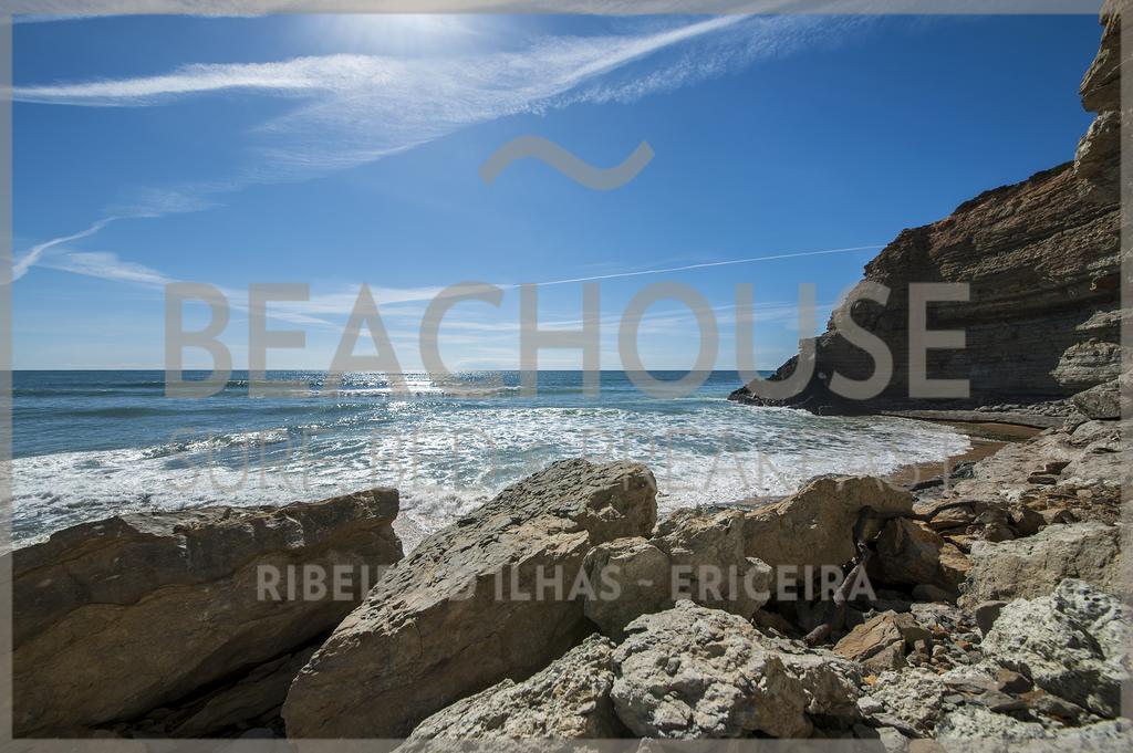 Beachouse - Surf, Bed & Breakfast Эрисейра Экстерьер фото